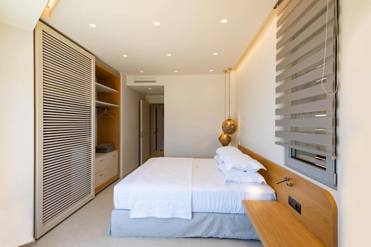 Your Private Retreat By The Beach, With Heated Pool, By Thinkvilla Petres  Exterior foto